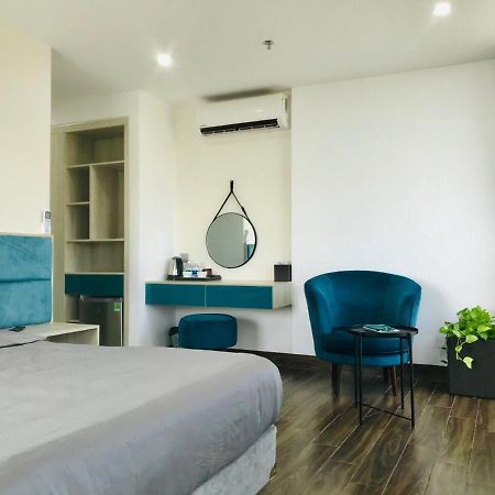 Cali Hotel Books Da Nang Exterior photo