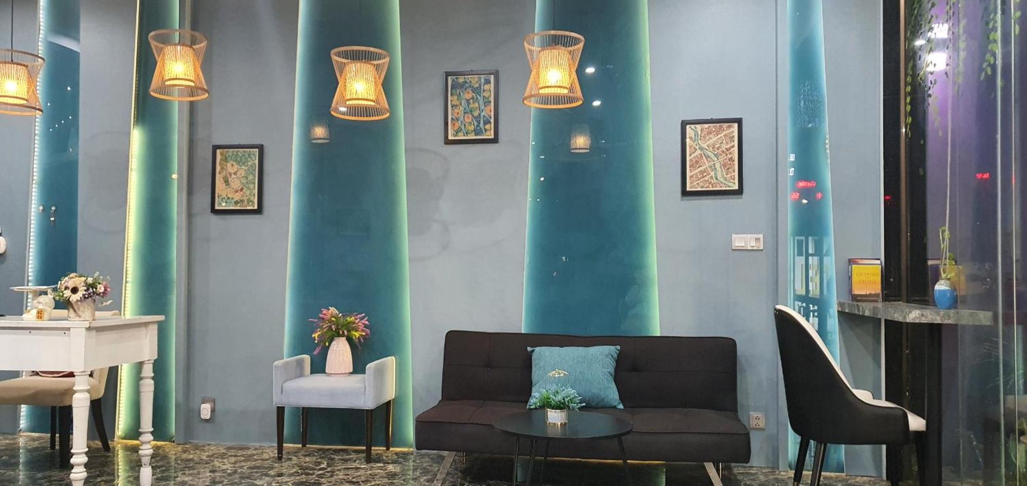 Cali Hotel Books Da Nang Exterior photo